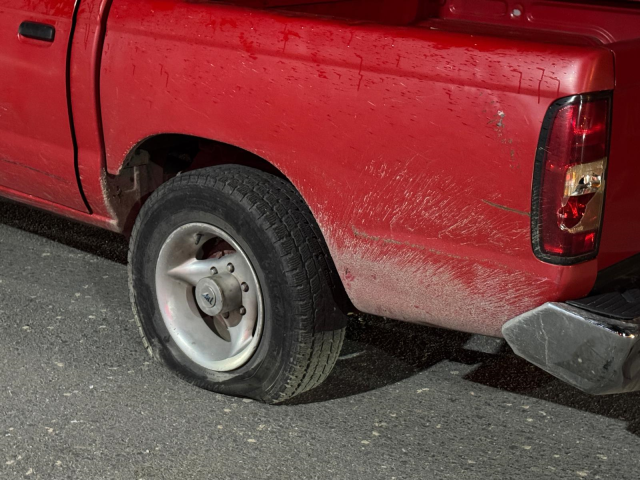 Film gibi kovalamaca! Polis, 'dur' ihtarına uymayan kamyoneti böyle durdurdu