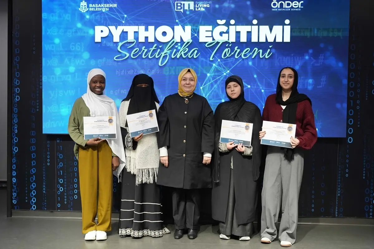 İmam Hatip Lisesi öğrencileri "Python Sertifikası" aldı