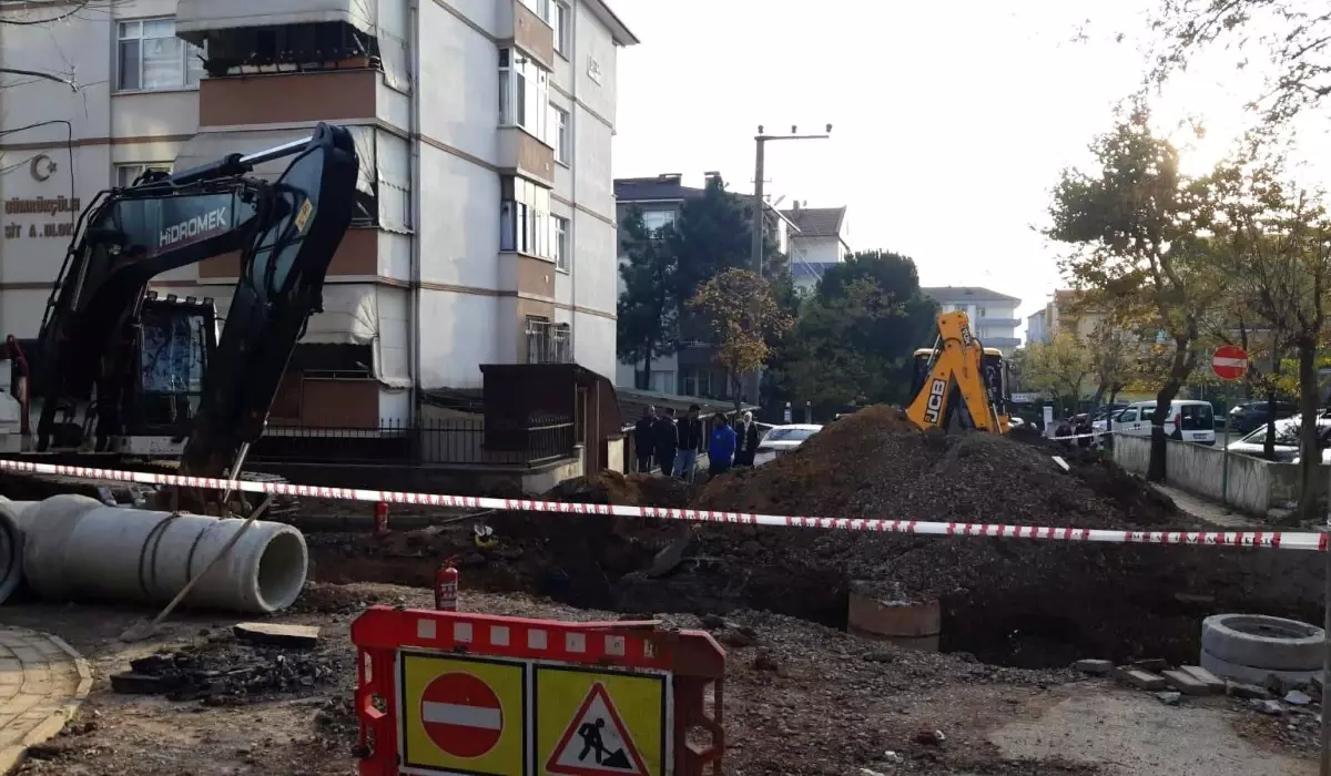 Kocaeli\'de Doğalgaz Borusu Patladı