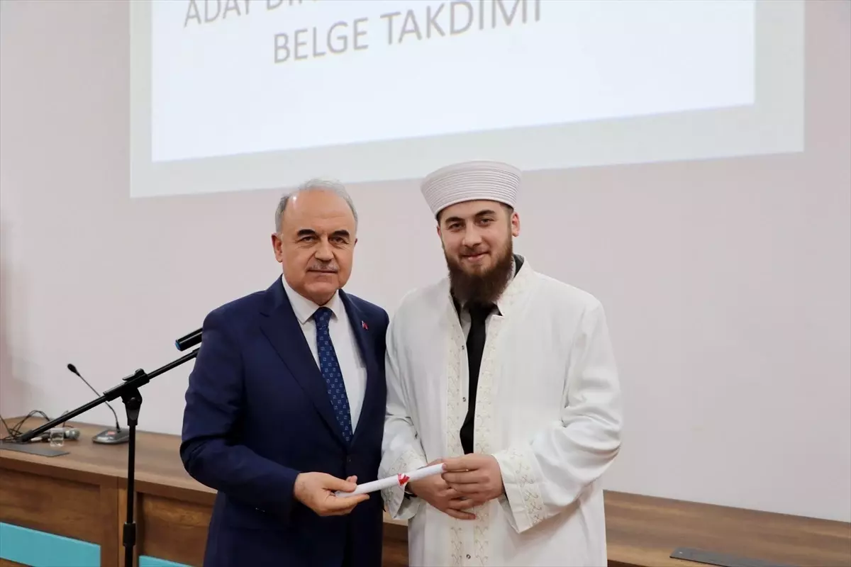 Diyanet Akademisi\'nden 10 Bin Mezun