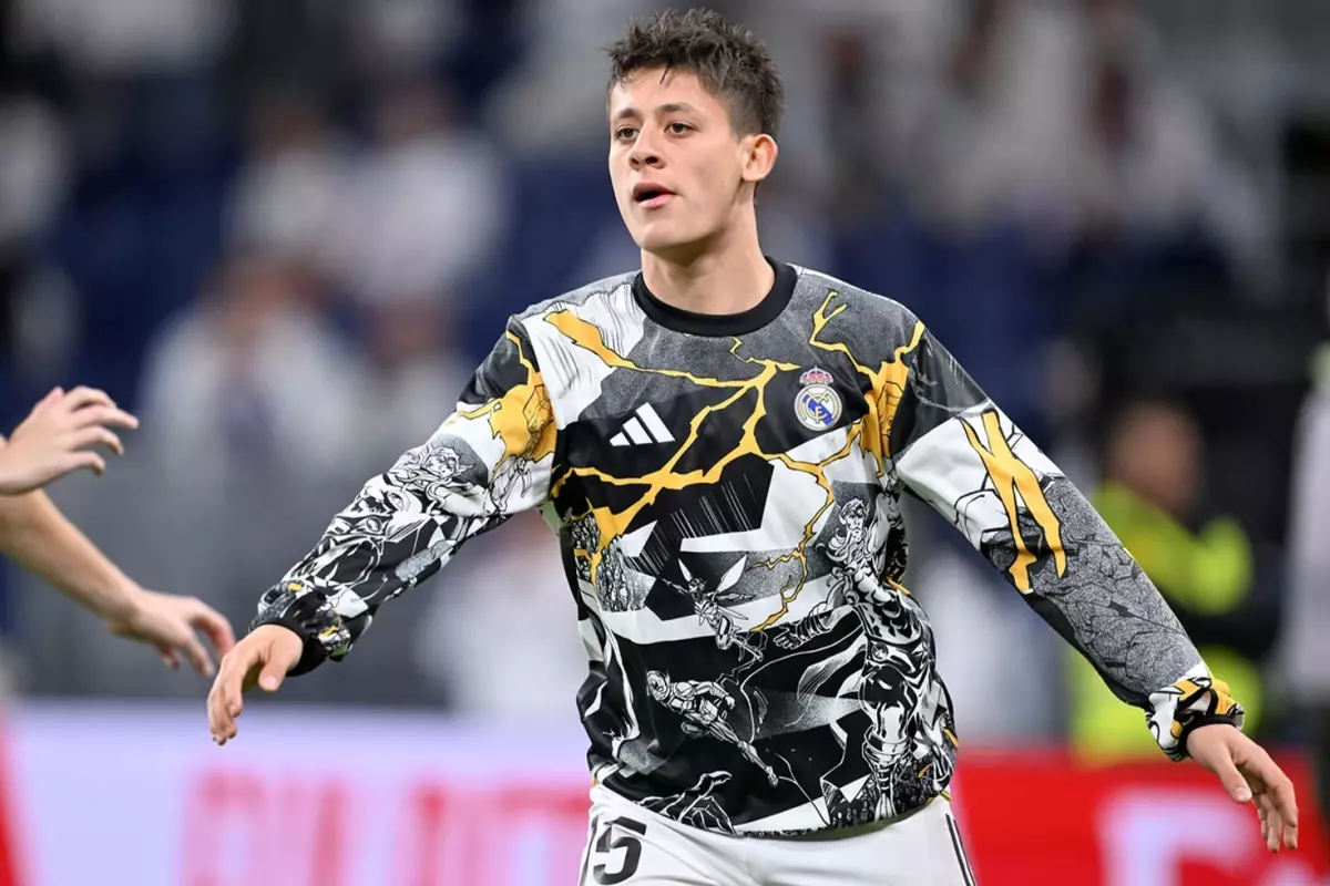 Arda\'ya büyük şok! Soyunma odasında neye uğradığını şaşırdı 