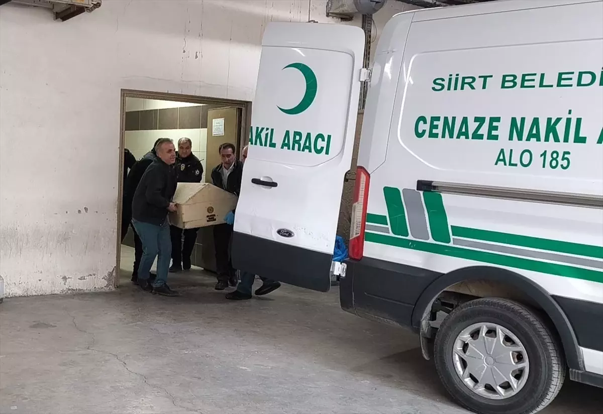 Siirt\'te Bıçaklı Cinayet