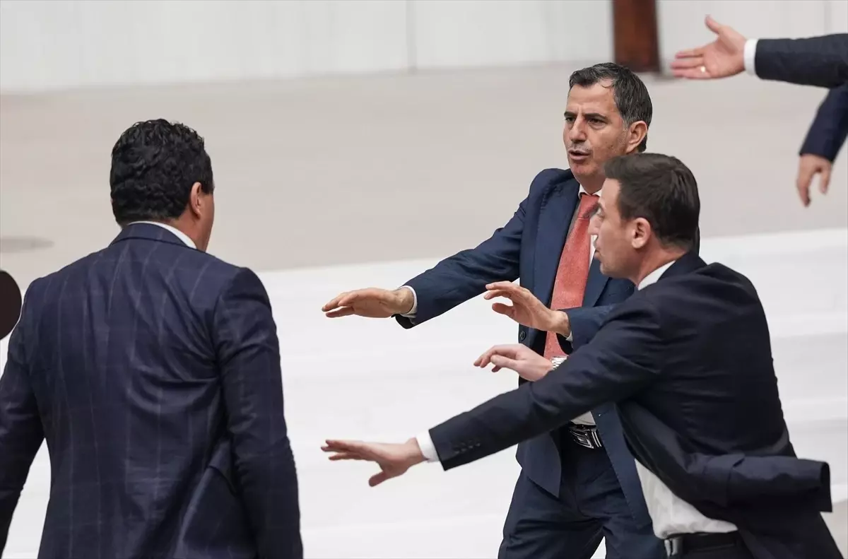 Karadeniz\'de Düşürülen İHA Üzerine Tartışmalar