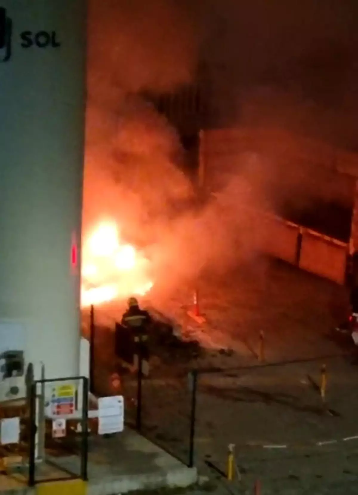 Tekirdağ\'da Hastane Bahçesinde Yangın