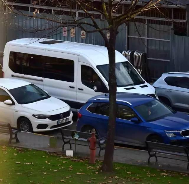 Ünlü isimler Adli Tıp Kurumu'nda kan ve saç örneği verdi