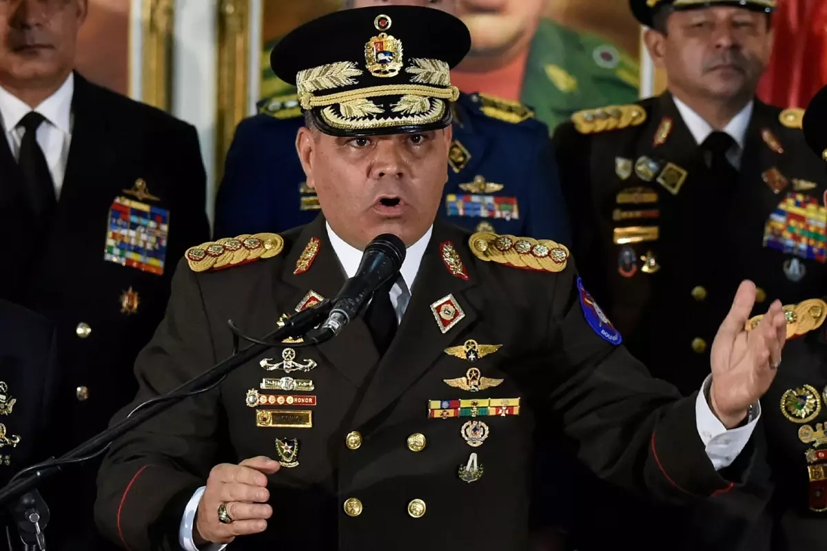 Venezuela Savunma Bakanı: Ülkeyi her ne pahasına olursa olsun koruyacağız