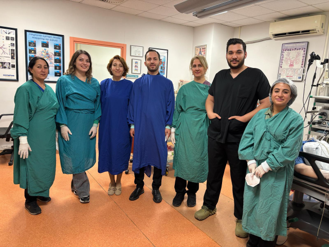 Alüminyum kabıyla yuttuğu hap, 4 yıl sonra akciğerinden çıkarıldı