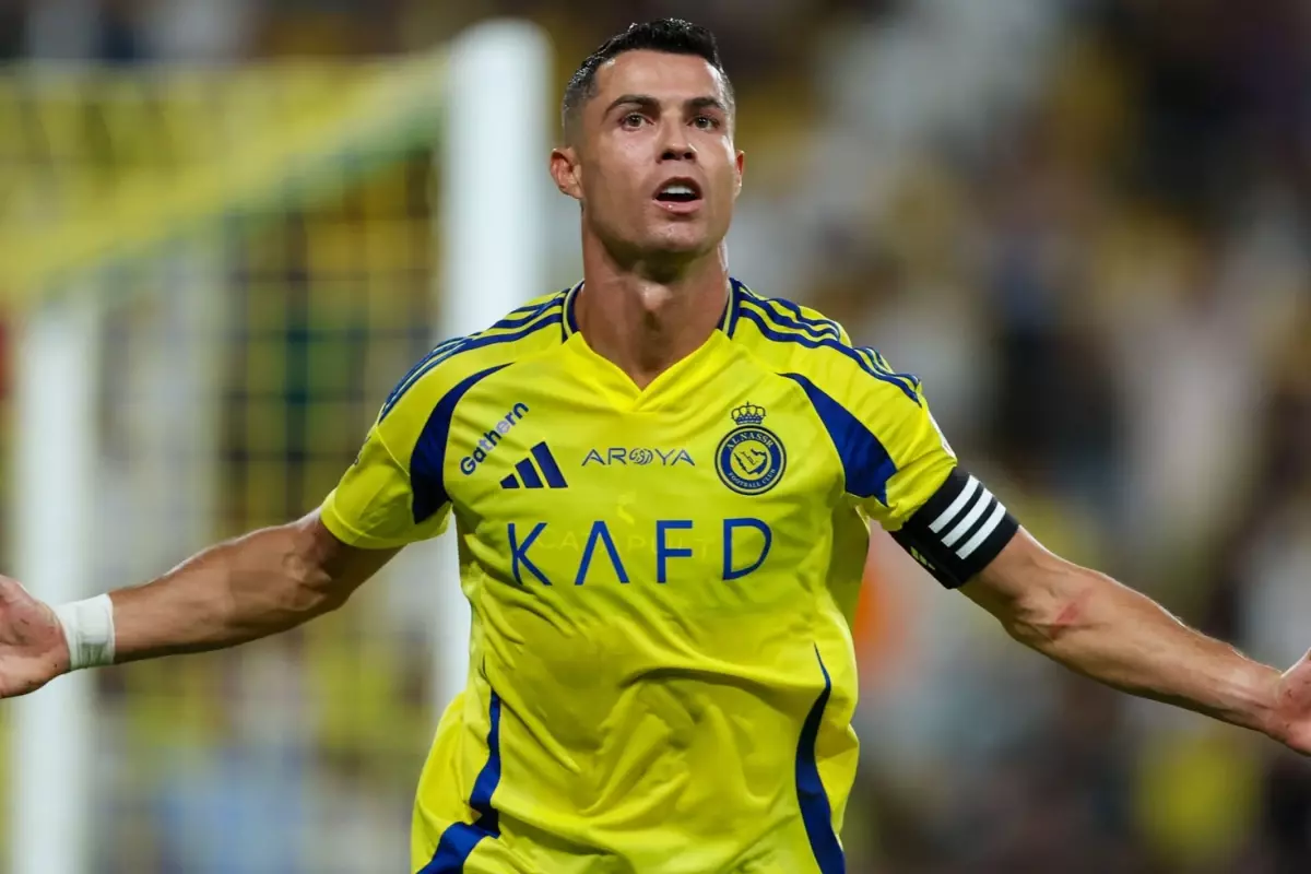 Cristiano Ronaldo\'nun iç çamaşırıyla verdiği poz olay oldu