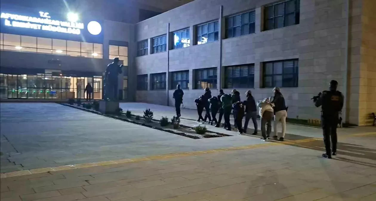 Afyon\'da DEAŞ Operasyonu: 7 Tutuklama