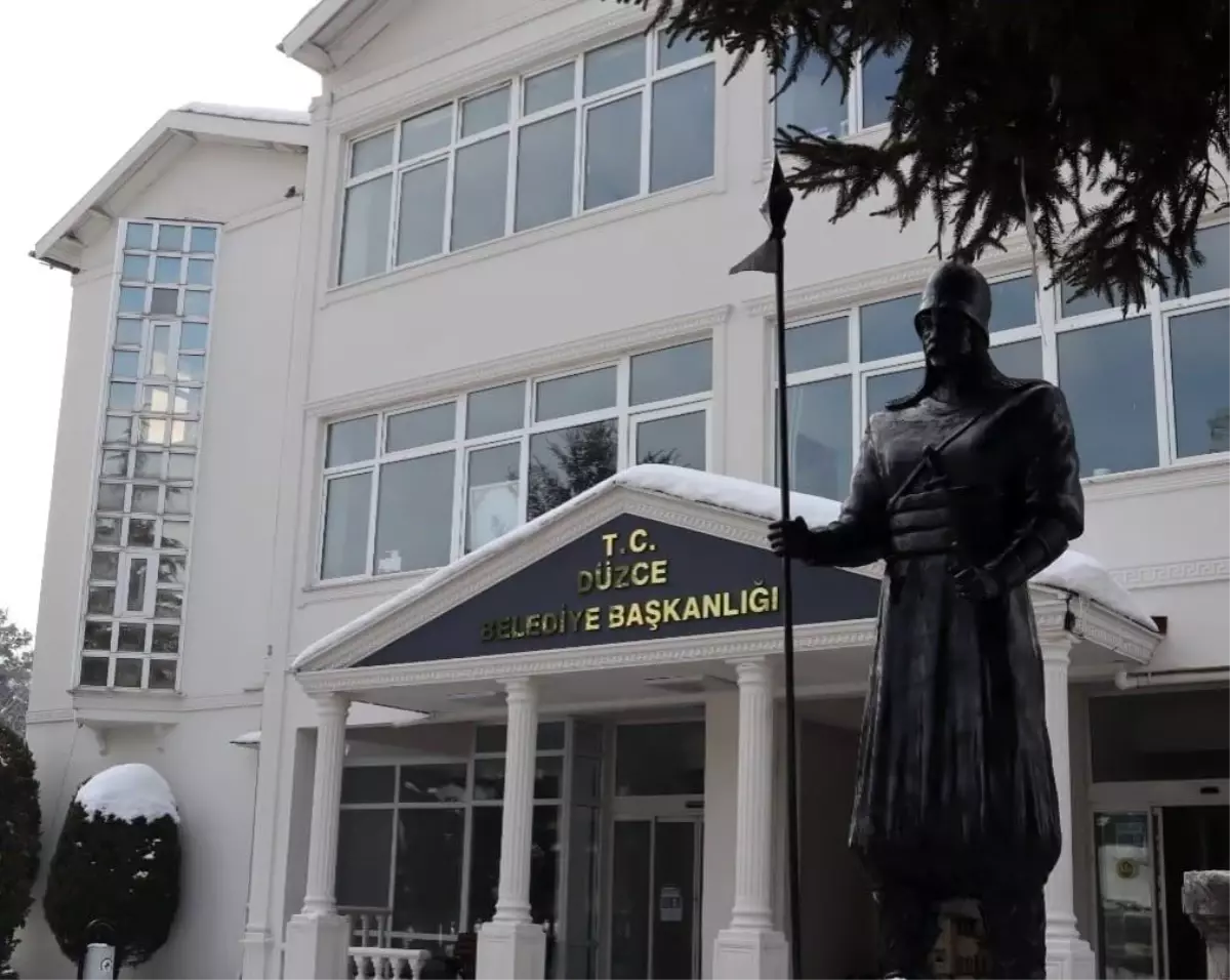 Düzce Belediyesi\'nde görev değişiklikleri