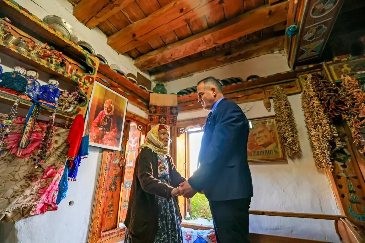 Vali Akbıyık\'tan 90 Yaşındaki Fatmana Nereye Ziyaret