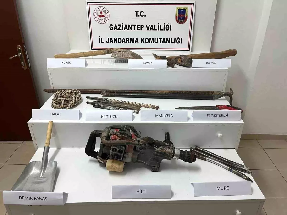 Define Avında Suçüstü Yakalandılar