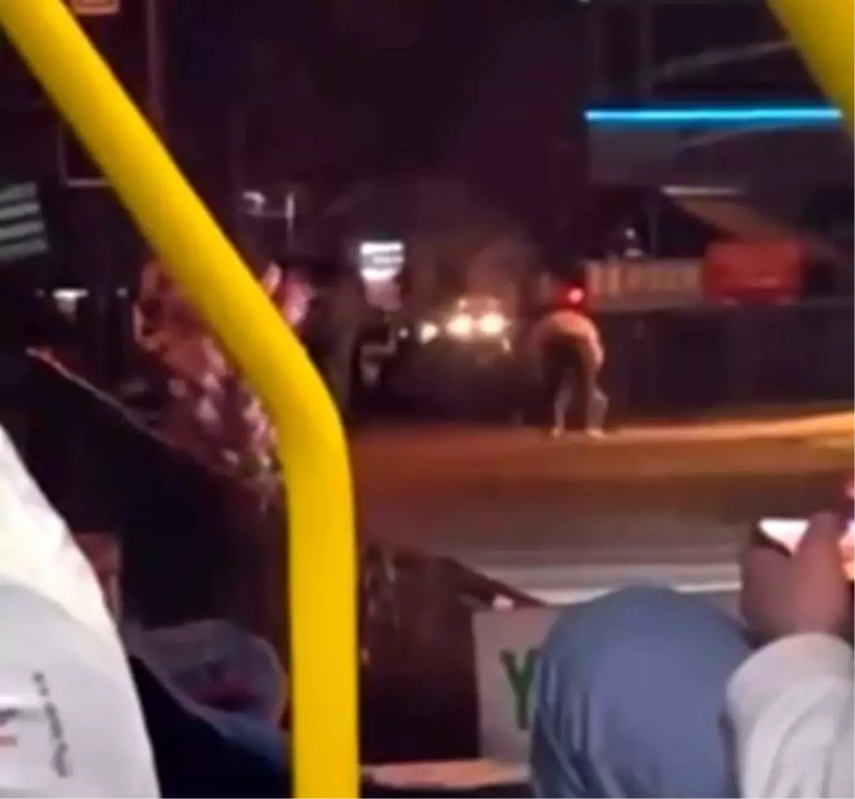 Bursa\'da Gençler Arasında Kavga