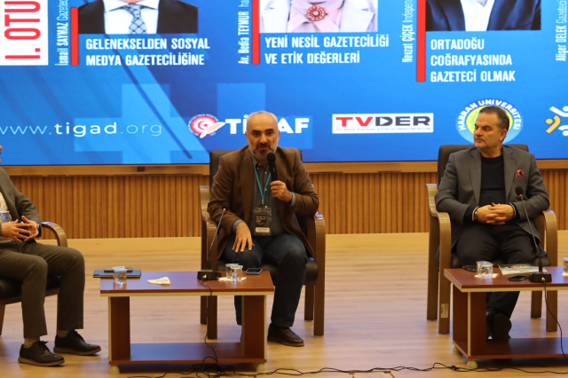 İsmail Saymaz: Sosyal medya gazeteciliği dönüştürdü, sürecin kurbanı gazeteler oldu