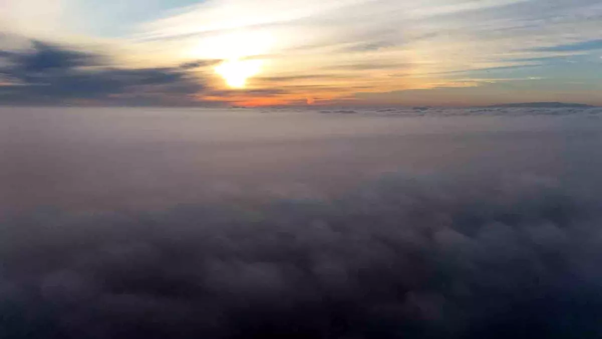 İstanbul\'da Kartpostallık Sis Manzaraları