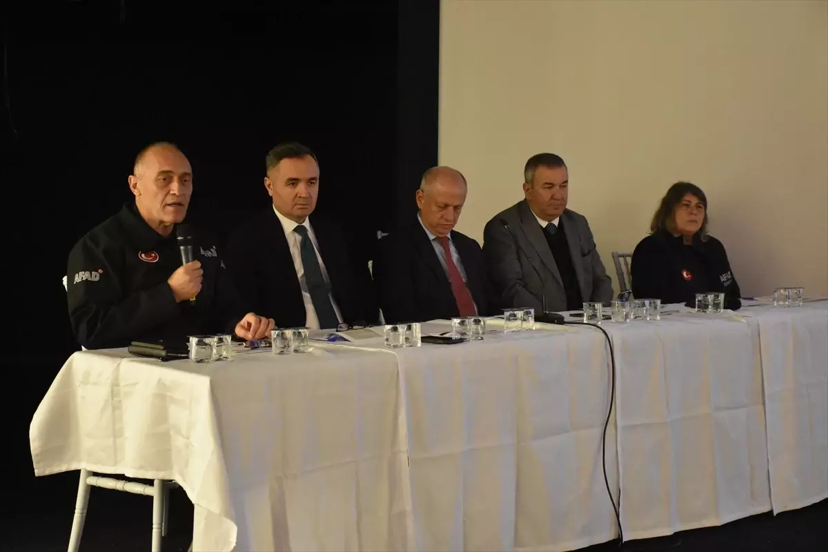 Kemalpaşa\'da Afet Koordinasyon Toplantısı