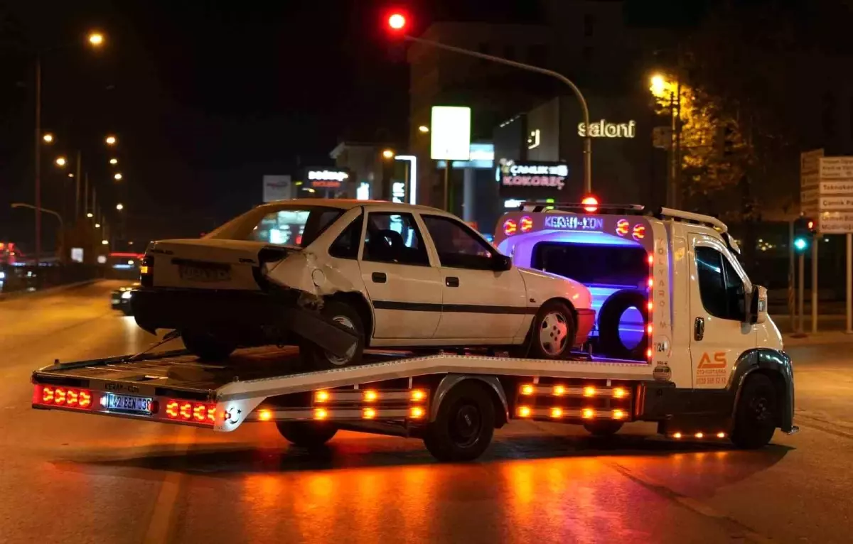 Denizli\'de Kontrolden Çıkan Araç Kazası