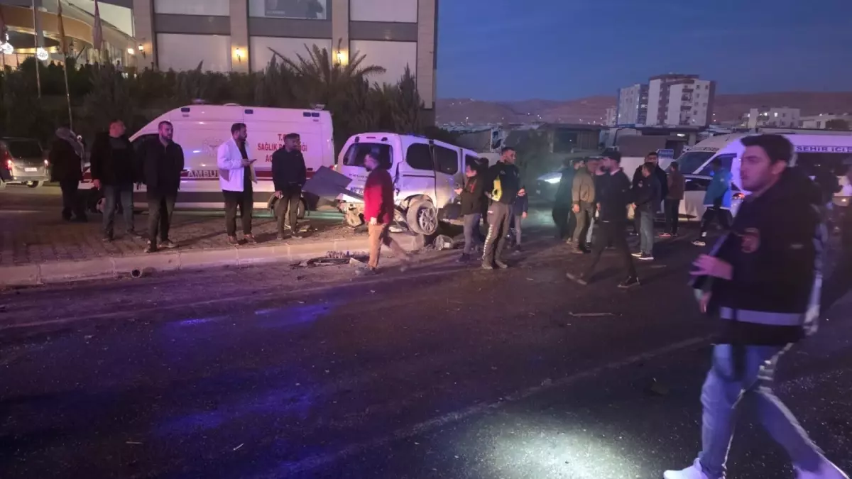 Cizre\'de Vinç Kazası: 7 Yaralı