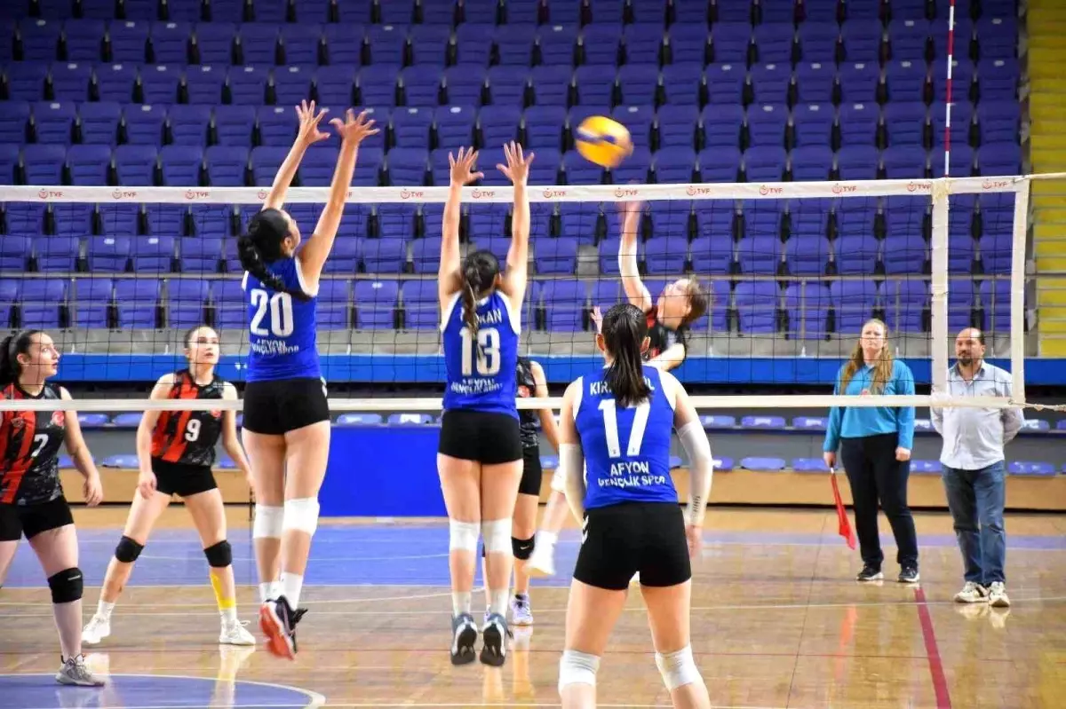 Voleybol Genç Kızlar İl Birinciliği Müsabakaları sona erdi