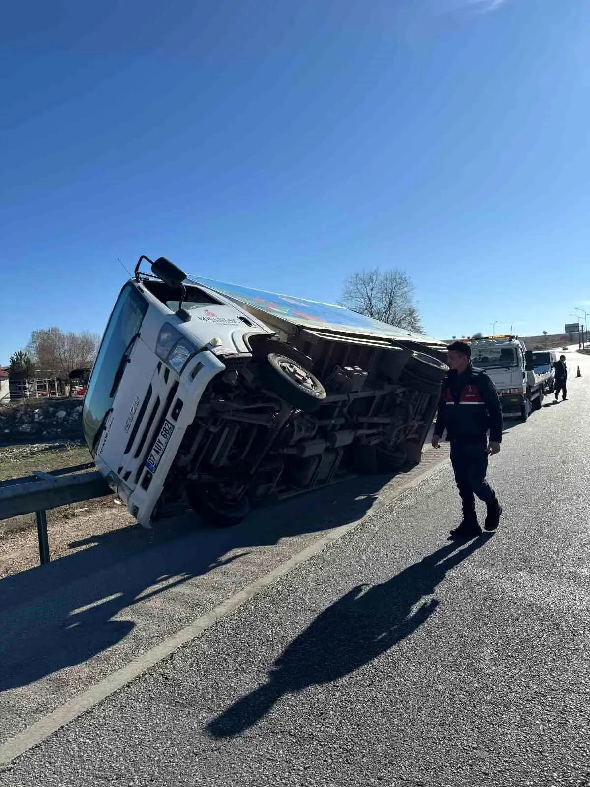 Afyonkarahisar\'da Kamyonet Kazası