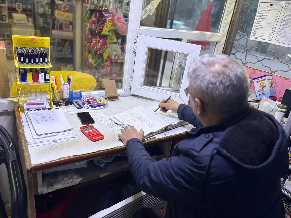 Hayırsever Çift, Alaca\'da 250 Bin Liralık Borcu Ödedi