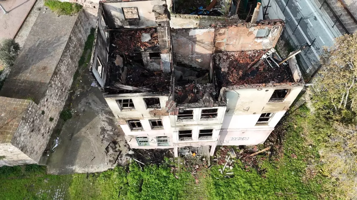 Fransız Hapishanesi\'nde Yangın