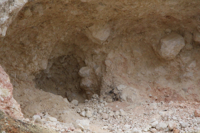 Ferhat diyarı Amasya'da pekmez için dağı deldiler, gören şaştı kaldı
