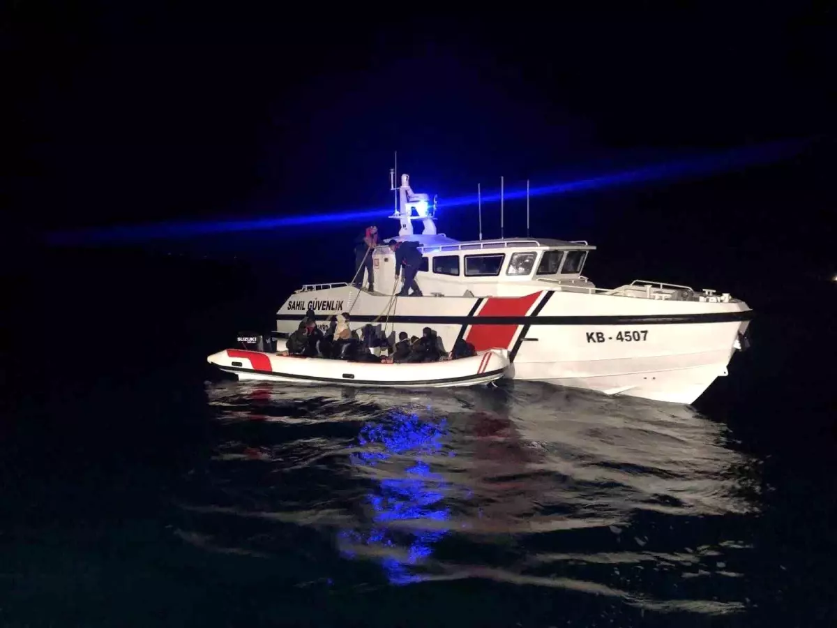 İzmir\'de Düzensiz Göçmen Operasyonu