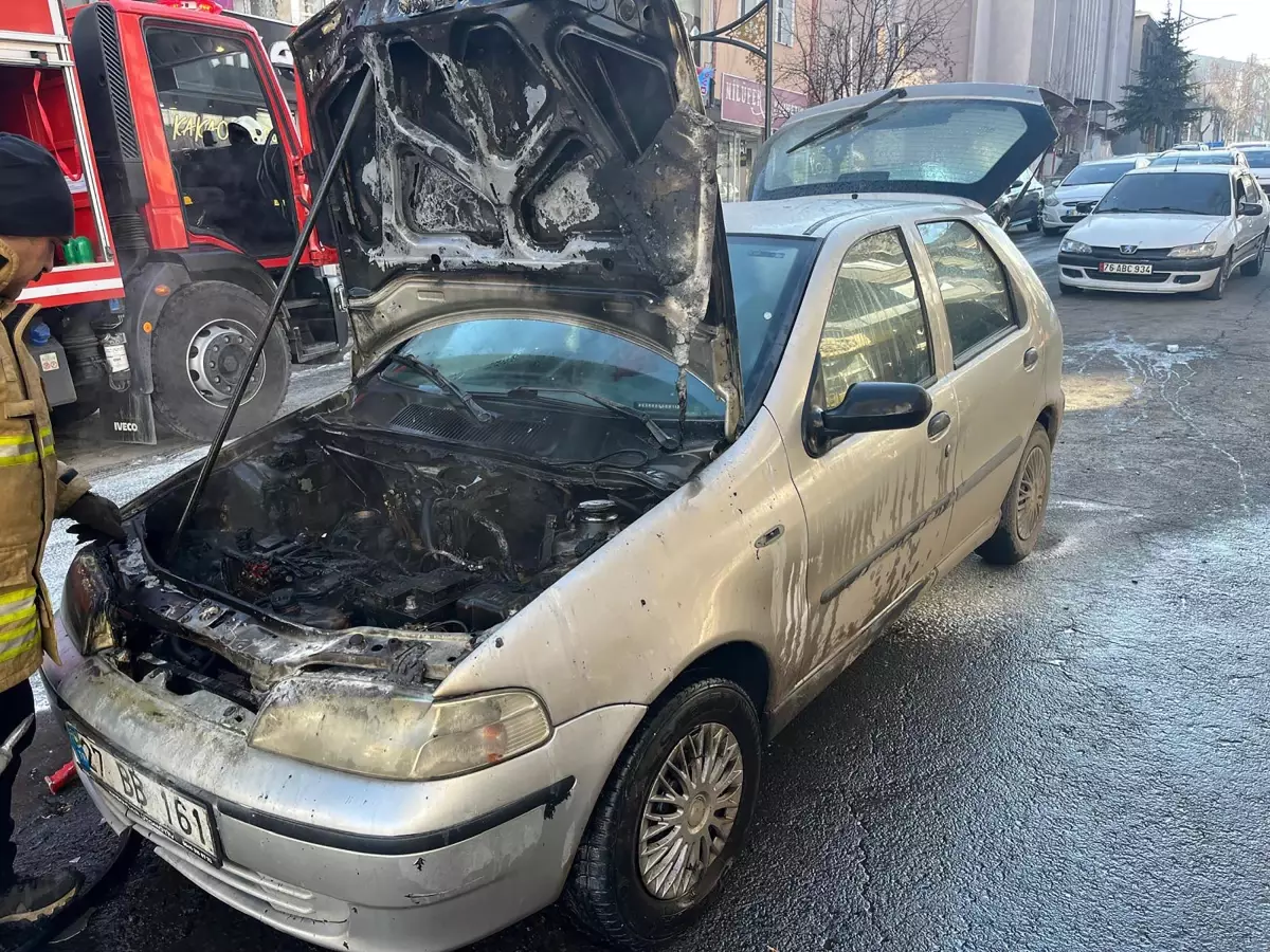 Kars\'ta Otomobil Yangını