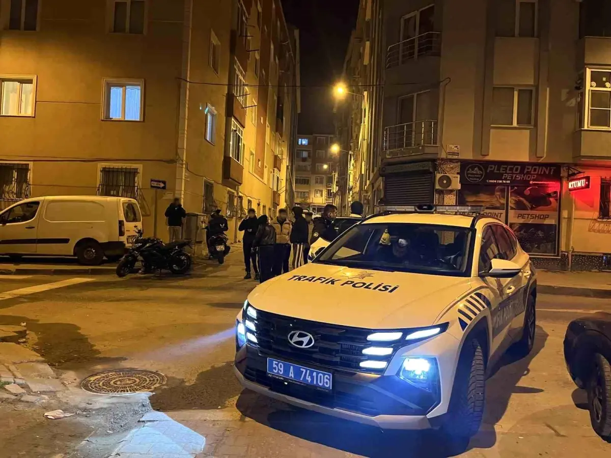 Plakası kapalı gezen motosikletin ehliyetsiz sürücüsü bekçilere yakalandı