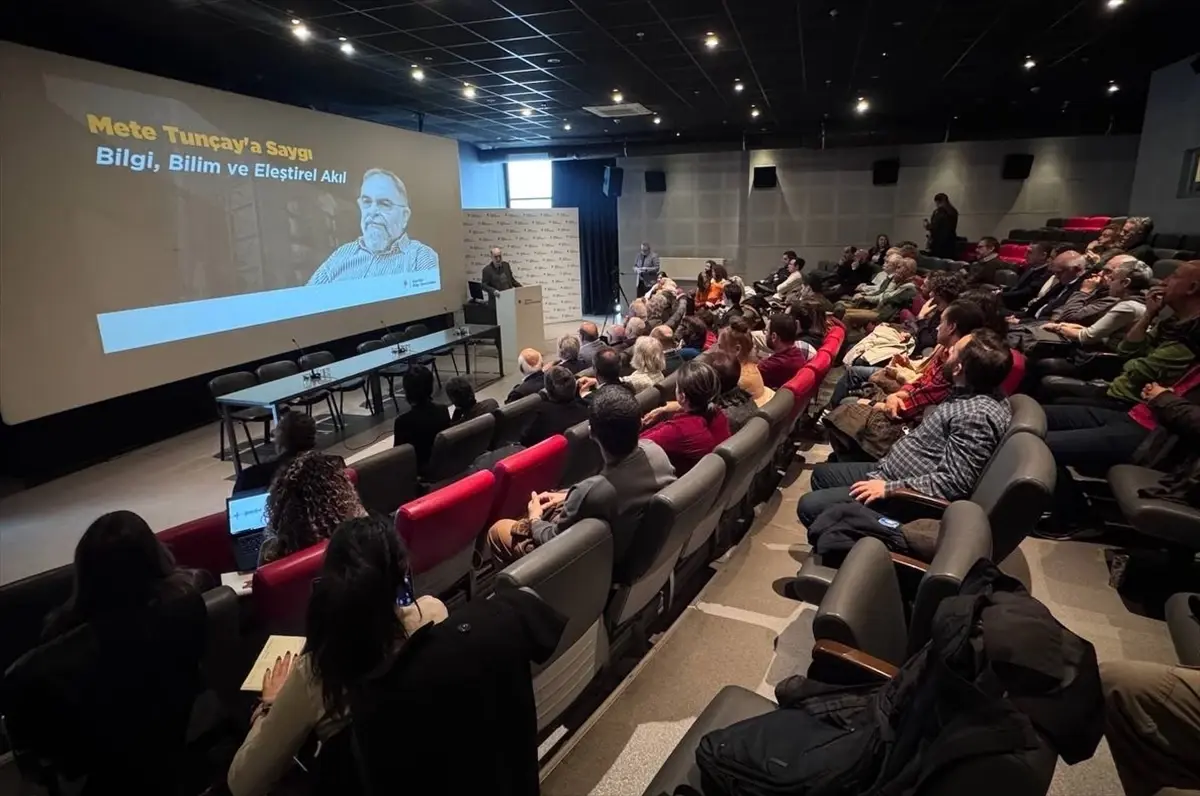 Mete Tunçay Anma Programı