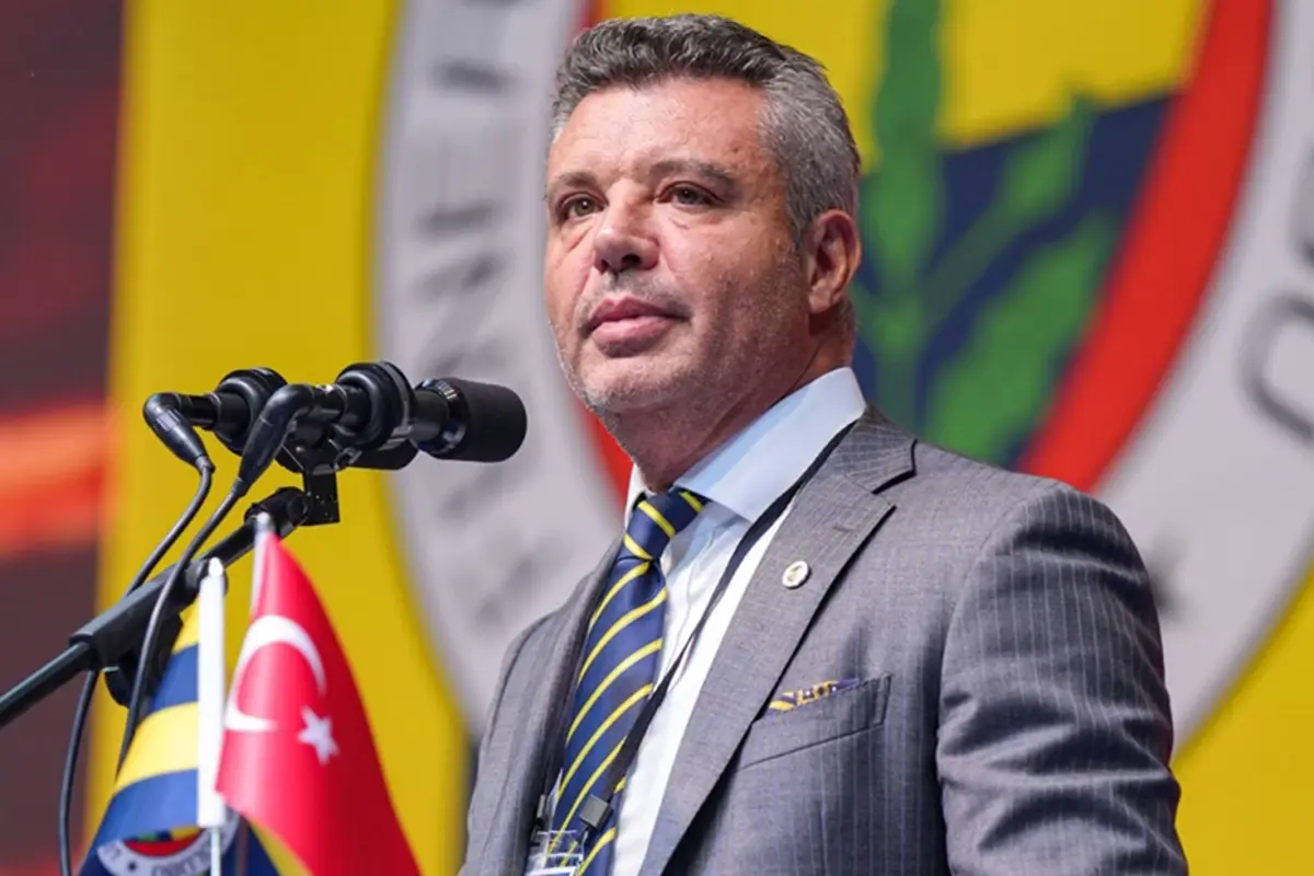 Serbest kalan Sadettin Saran soluğu Fenerbahçe\'nin maçında aldı