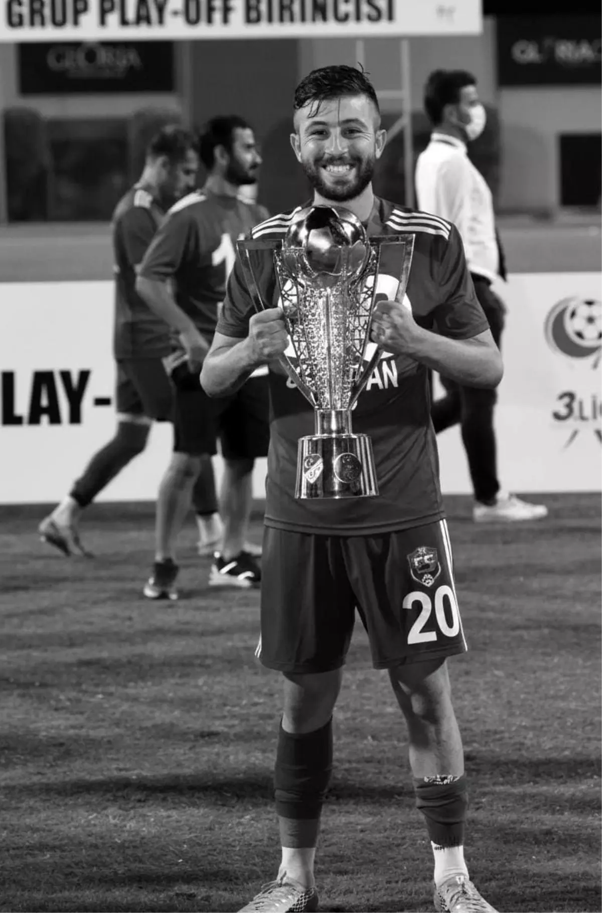 Eski Futbolcu Uğurcan Bekçi Hayatını Kaybetti