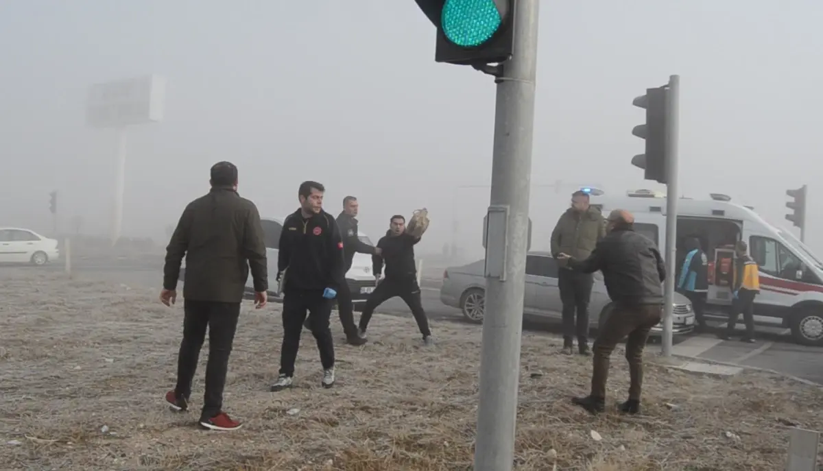 Aksaray\'da TIR Kazası: 1 Yaralı