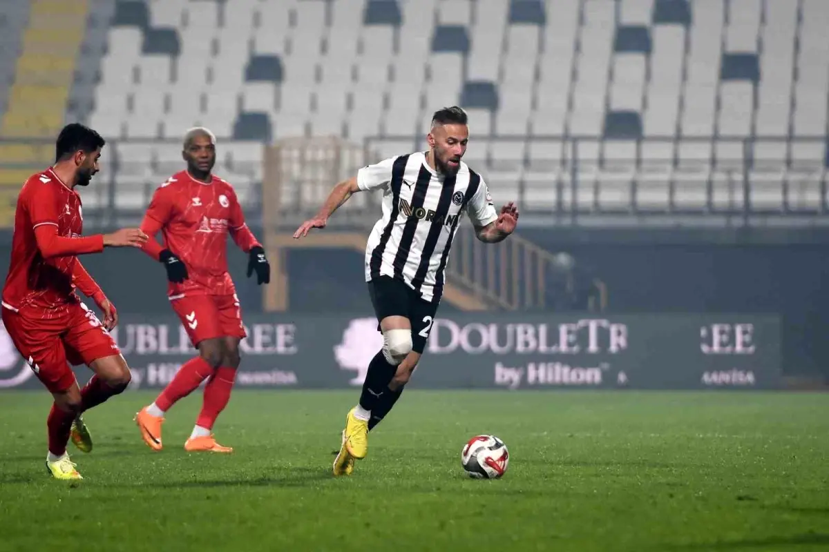 Manisa FK - Ankara Keçiörengücü: 2-2 Beraberlik