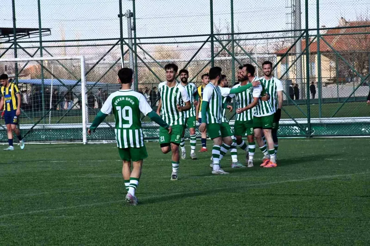 Şekerspor İlk Yarı Şampiyonu