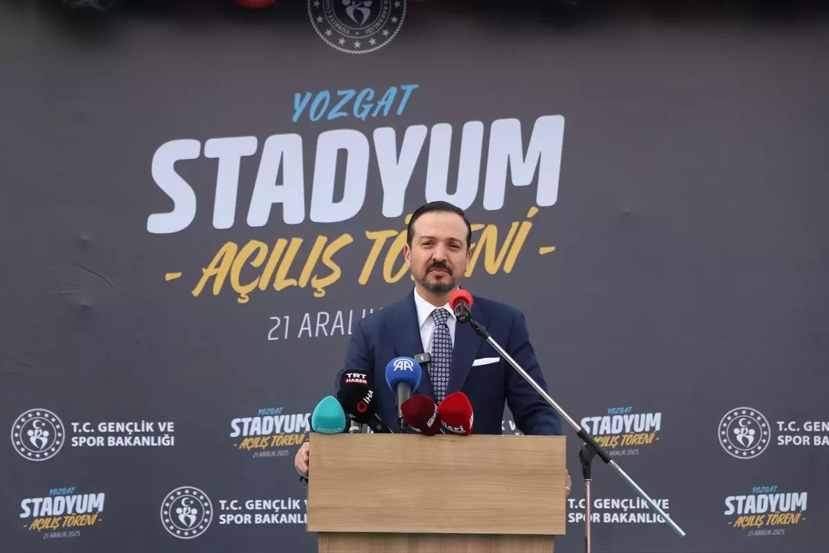 AK Parti Genel Başkan Yardımcısı Zorlu, Yozgat Stadyumu\'nun açılışına katıldı