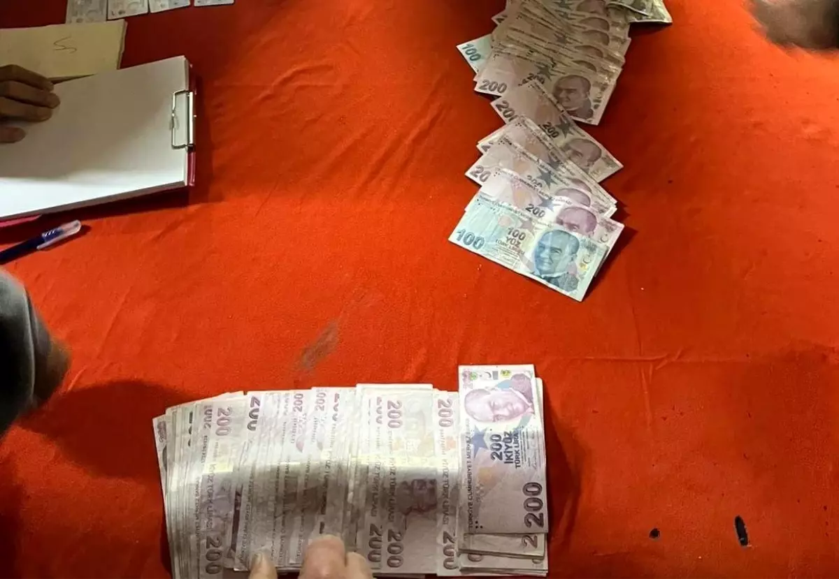 Bartın\'da Kumar Baskını: 24 Bin TL Ele Geçirildi