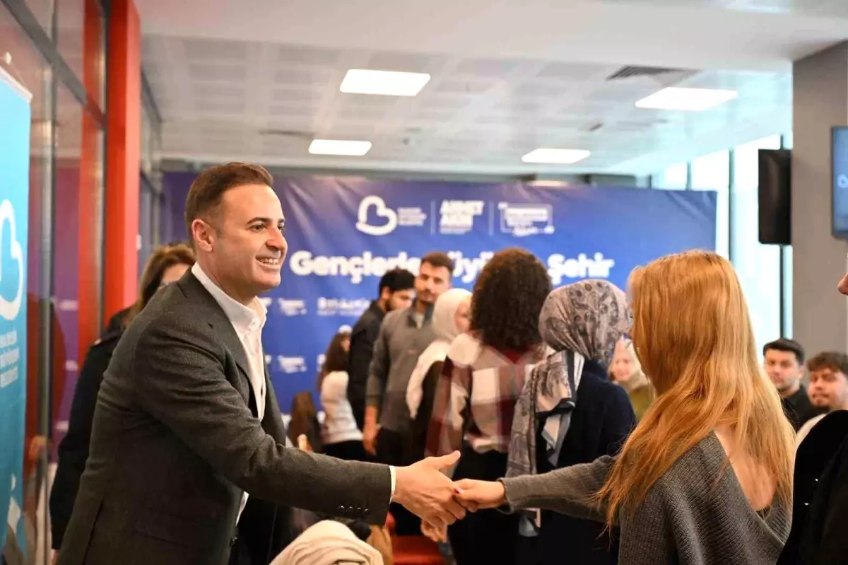 Başkan Akın: "Gençlerimizin her talebi bizim önceliğimiz"