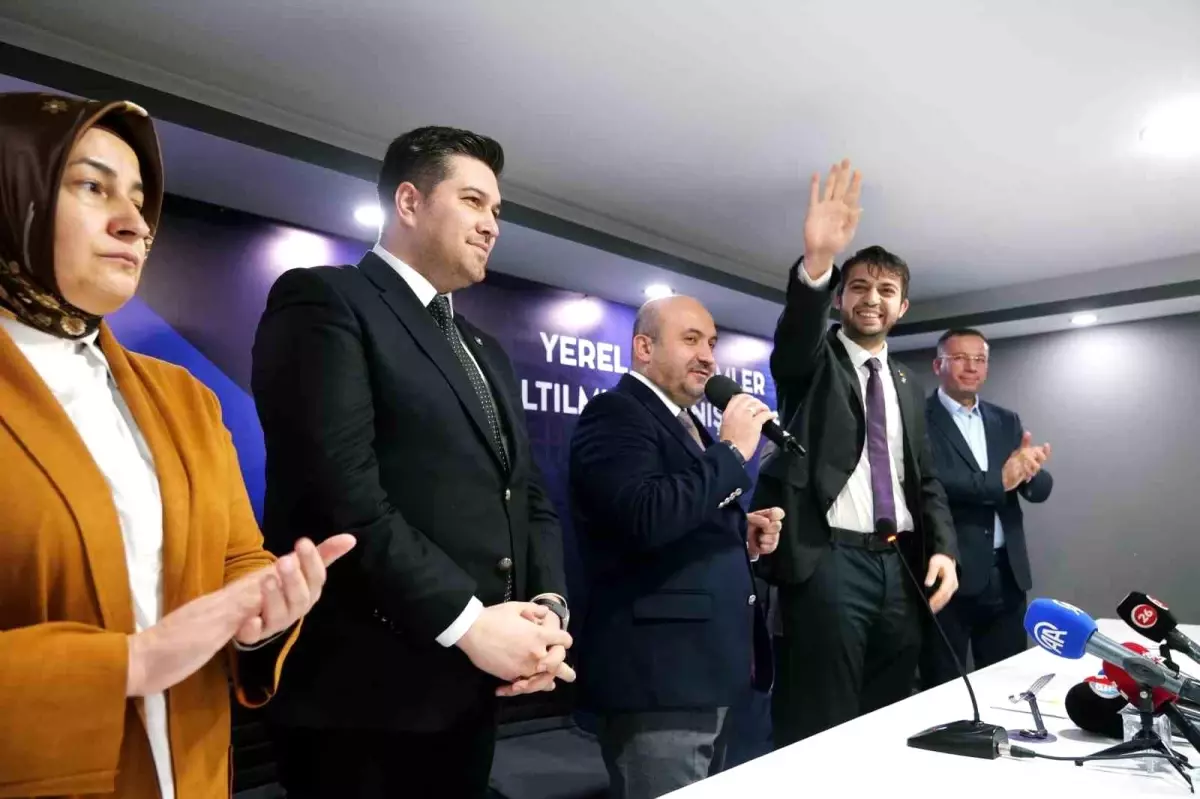 Başkan Albayrak: "EBB kendi uhdesinde olan tarife belirleme yetkisini dahi alt belediyelere devrederek sorumluluktan kaçmaktadır"