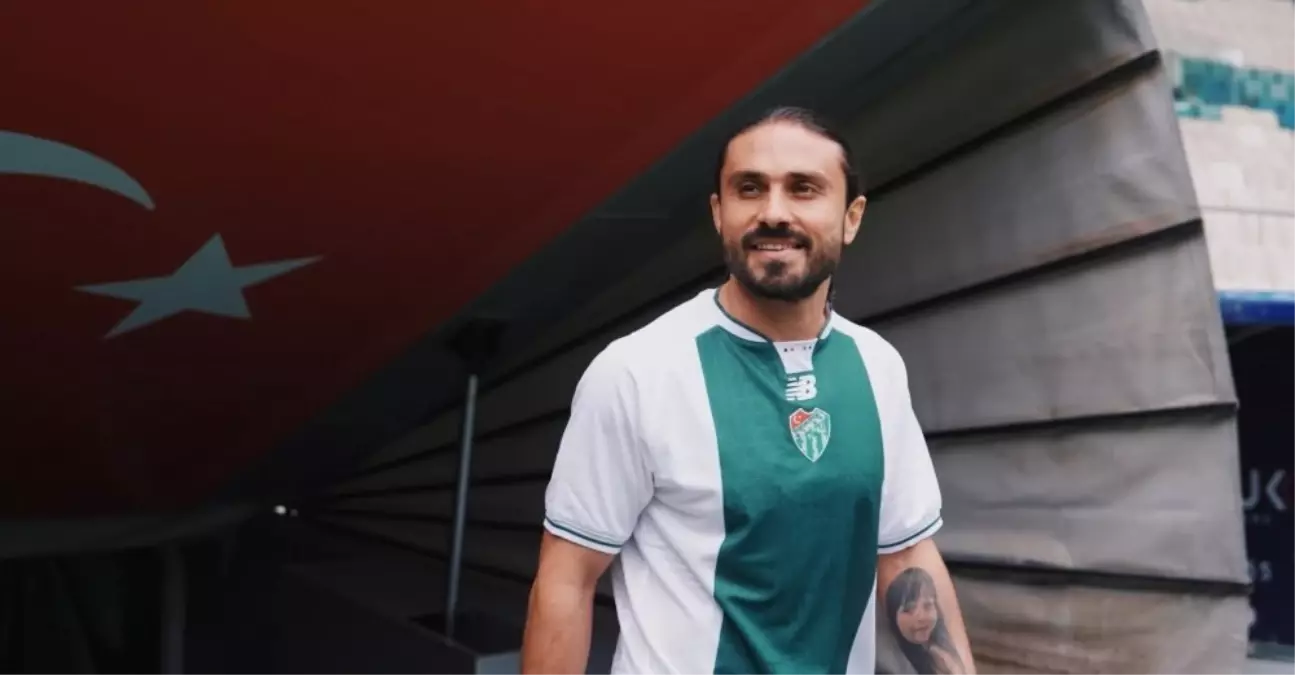 Bursaspor, Halil Akbunar\'ı Transfer Etti