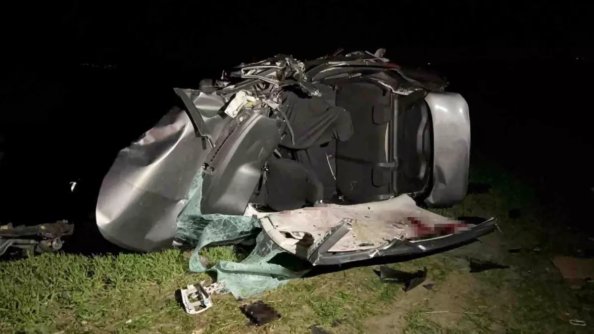 Çanakkale\'de Trafik Kazası: 5 Ölü