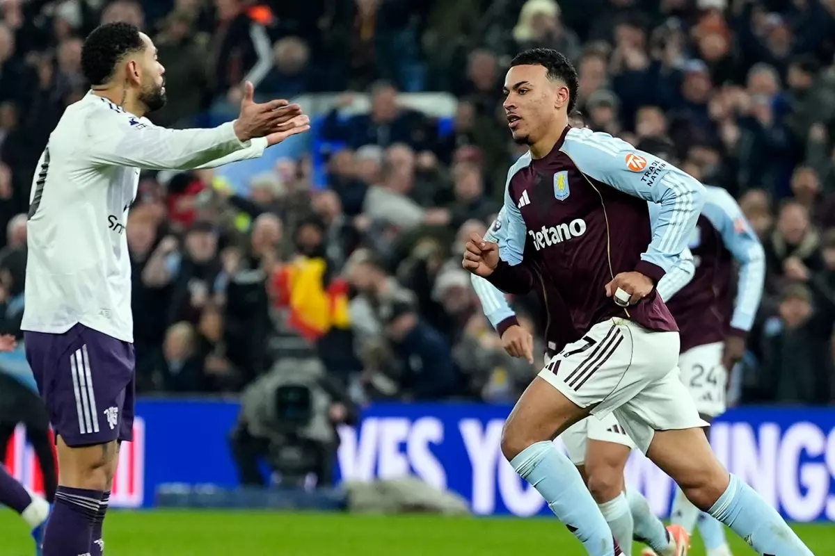Fenerbahçe\'nin rakibi Aston Villa, MANU\'yu yendi, 35 yıl sonra bir ilk yaşandı