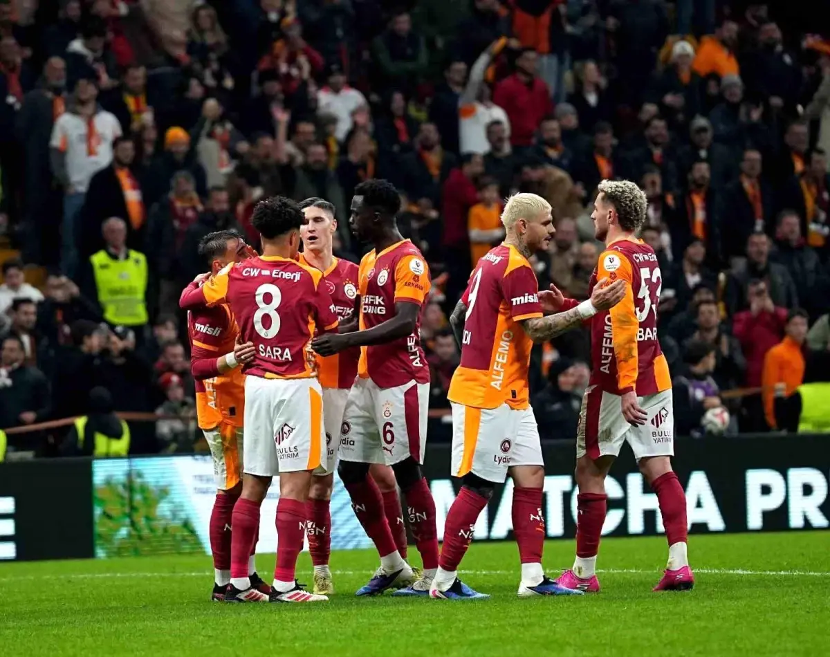 Galatasaray İç Sahada Yenilmezliğini Sürdürüyor