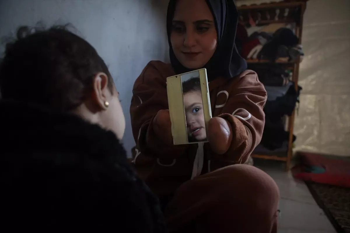 Gazze\'de Savaşın Yıktığı Hayatlar