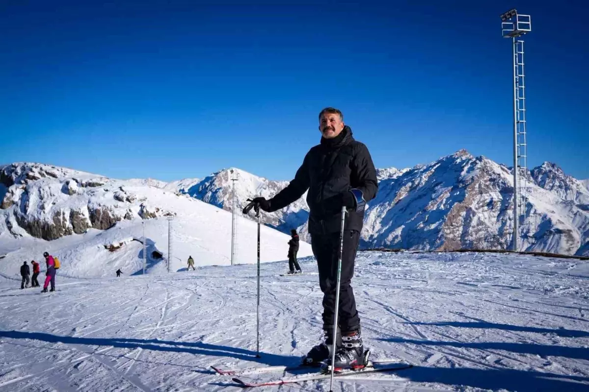 Hakkari\'de Kayak Sezonu Açıldı