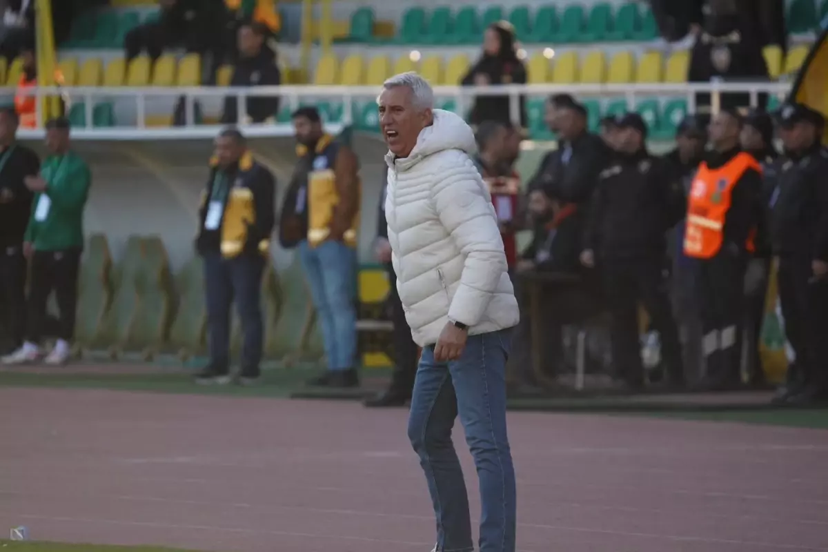 Muğlaspor Beraberlik ile Şampiyonluk İddiasını Sürdürüyor