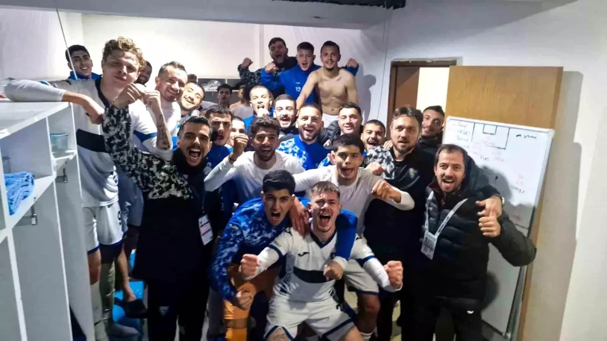 TFF 2. Lig: Karacabey Belediyespor: 3 Beykoz Anadoluspor: 1