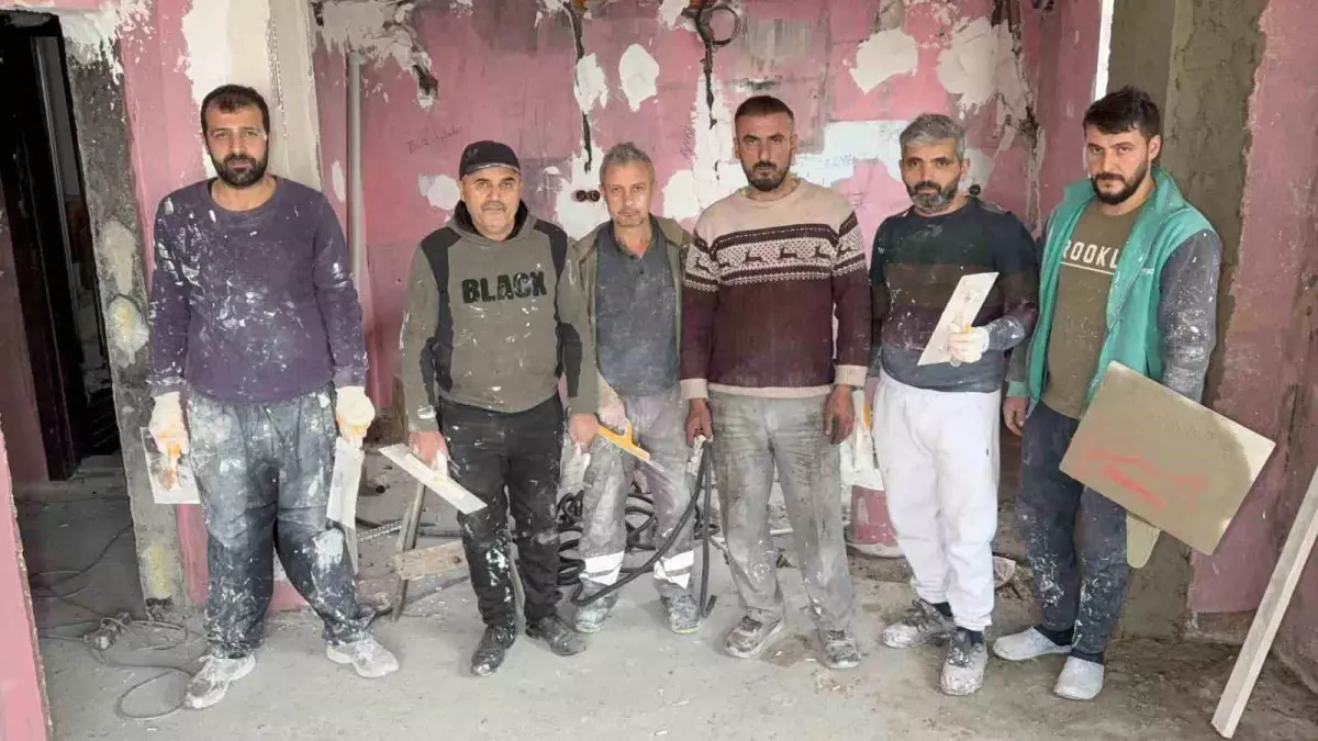 Yangın Korkusu: Evinin Onarımı Başladı