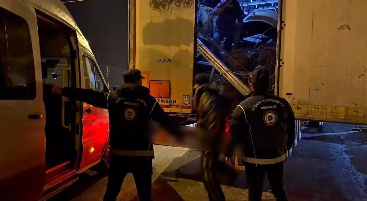 Ağrı\'da Düzensiz Göçmen Operasyonu